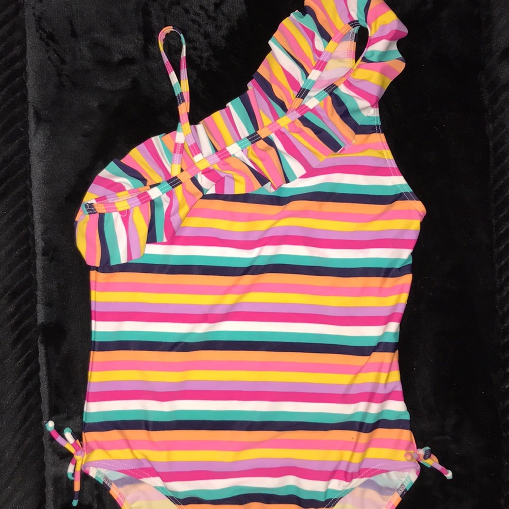 Girls one piece swimsuit